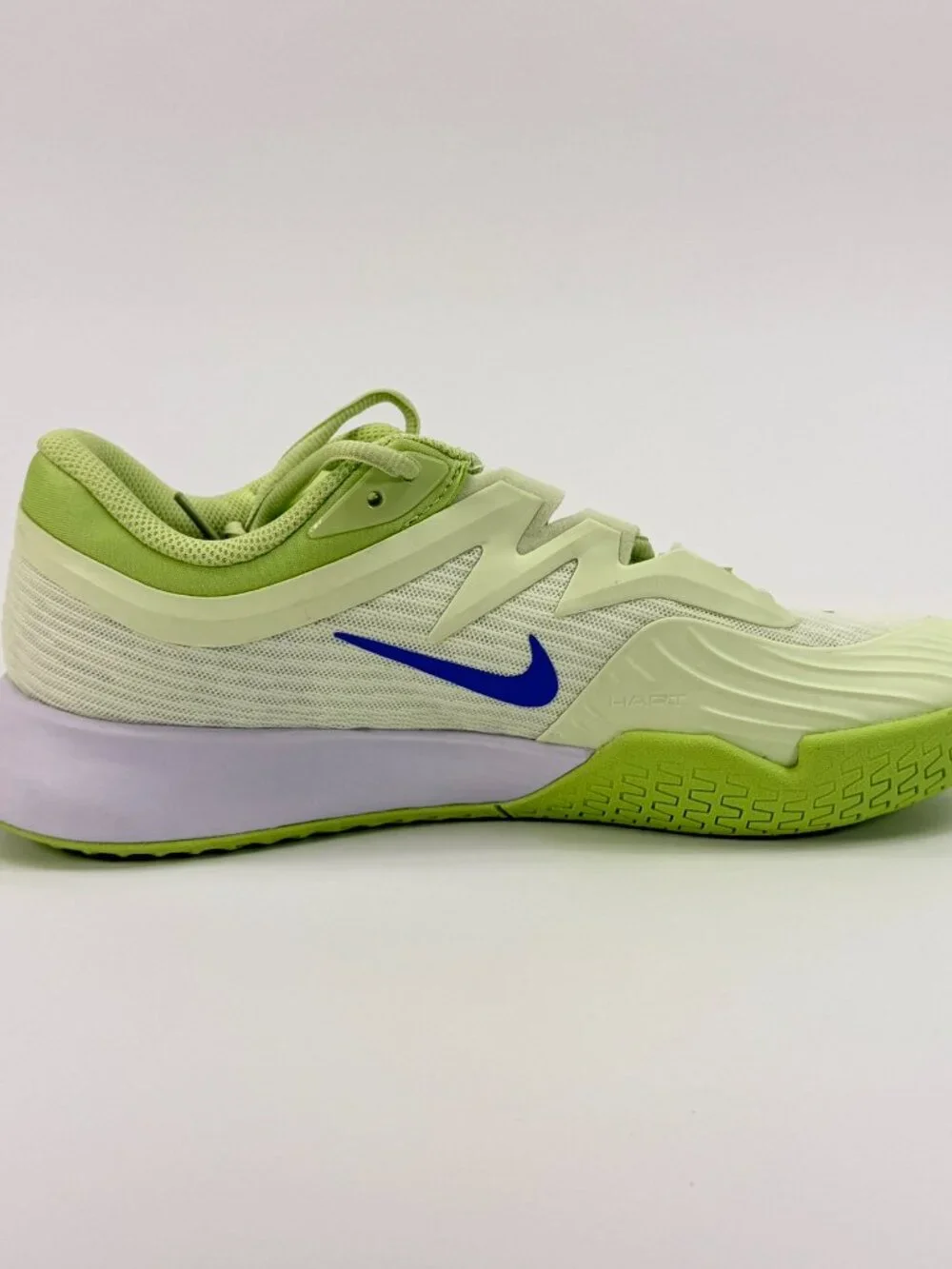Nike Women's Vapor Pro 3 Hard Court Tennis 'Volt Tint' FZ2158-700 Multi Size